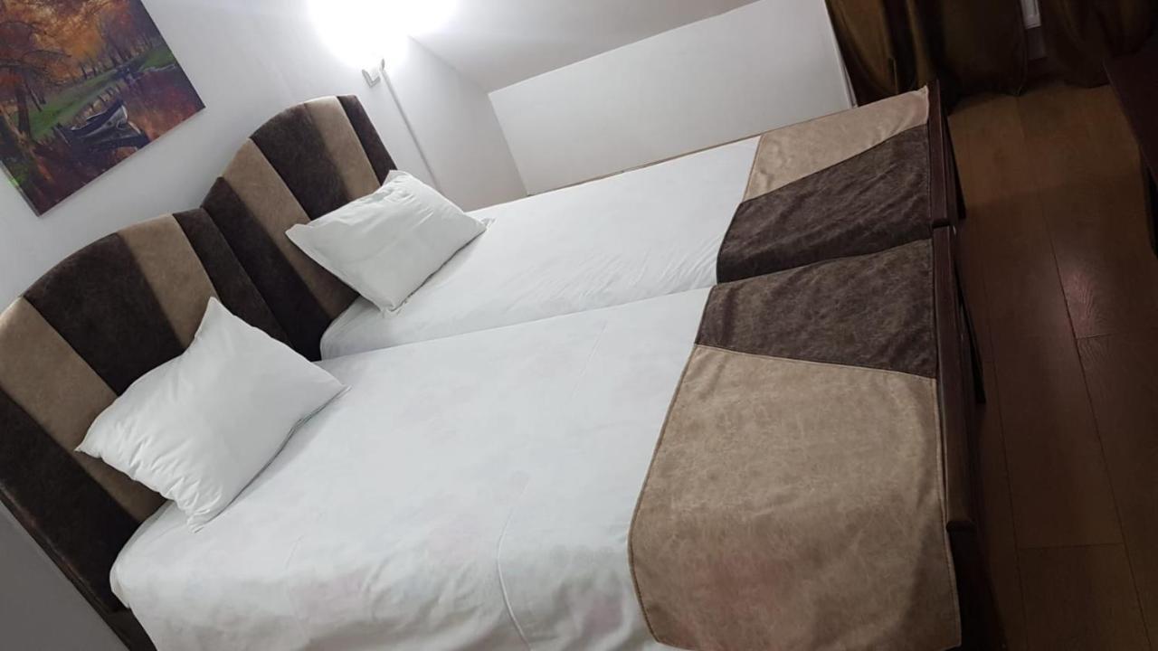 Relax Hotel Greci Luaran gambar