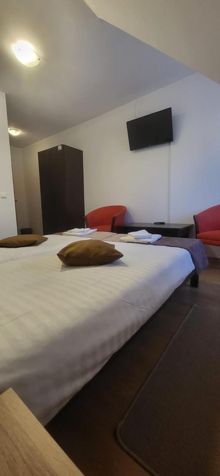 Relax Hotel Greci Luaran gambar
