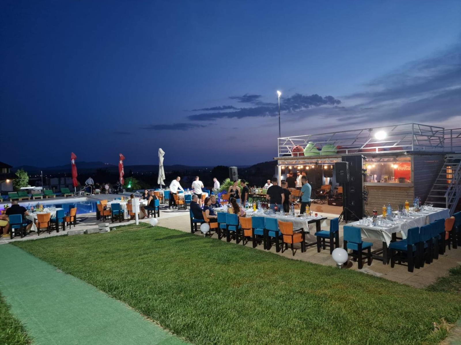 Relax Hotel Greci Luaran gambar