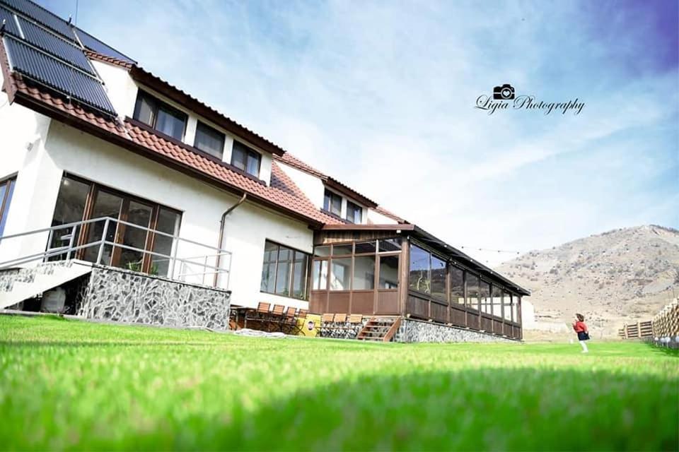 Relax Hotel Greci Luaran gambar