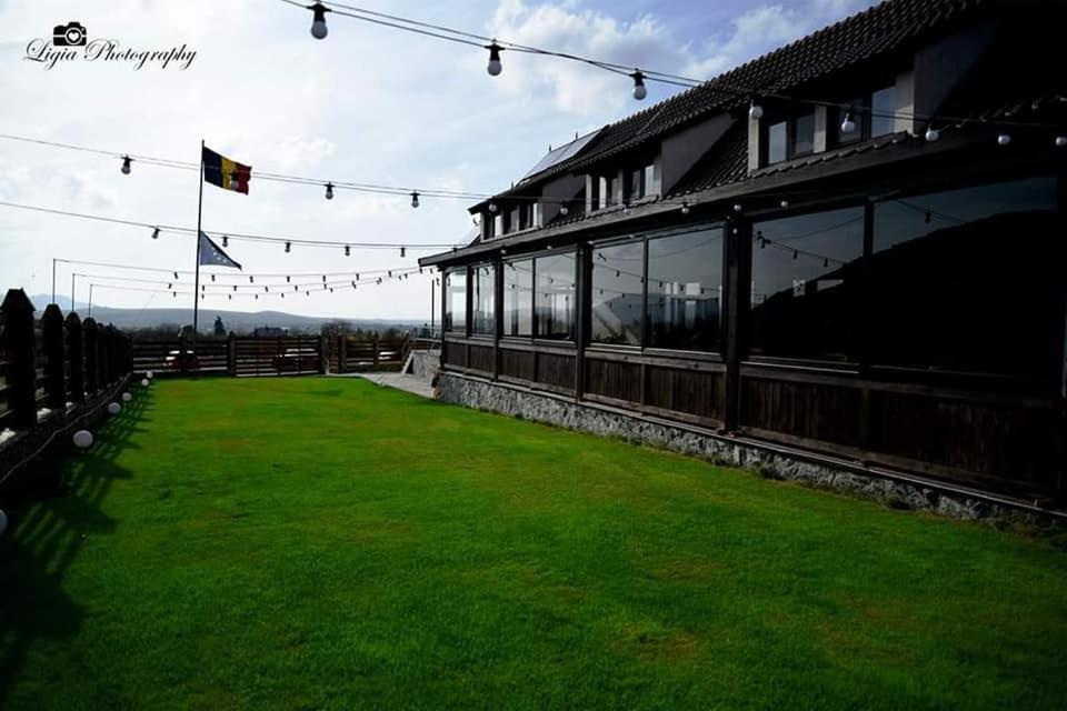 Relax Hotel Greci Luaran gambar